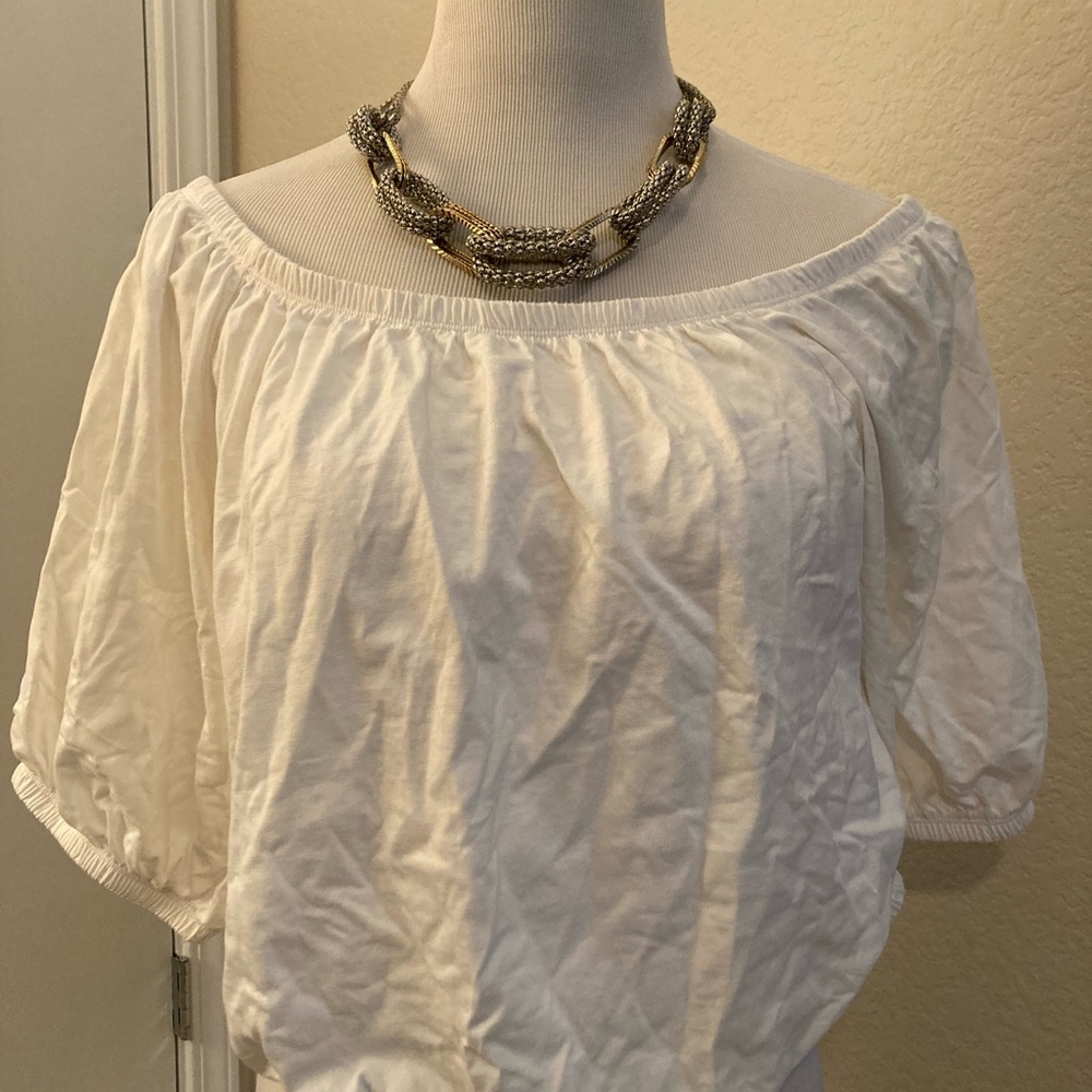 Old Navy White Off-Shoulder Blouse